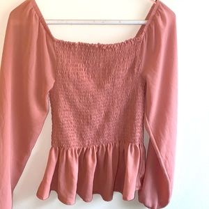 Forever21🌸Pink smoked top S